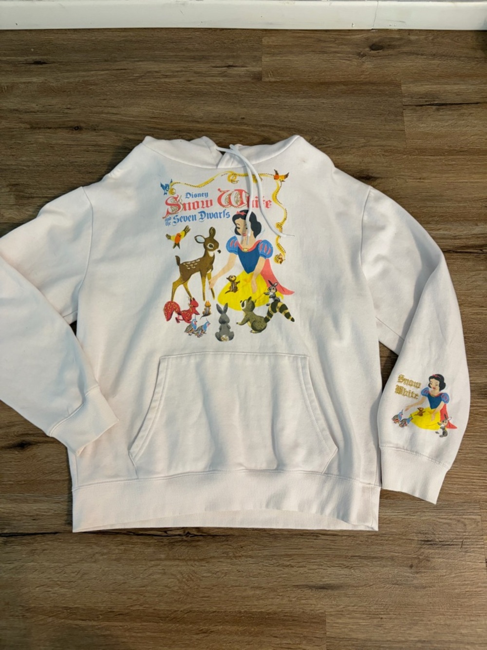 Disney Snow White Pullover Hoodie - White, Yellow, Blue, Red